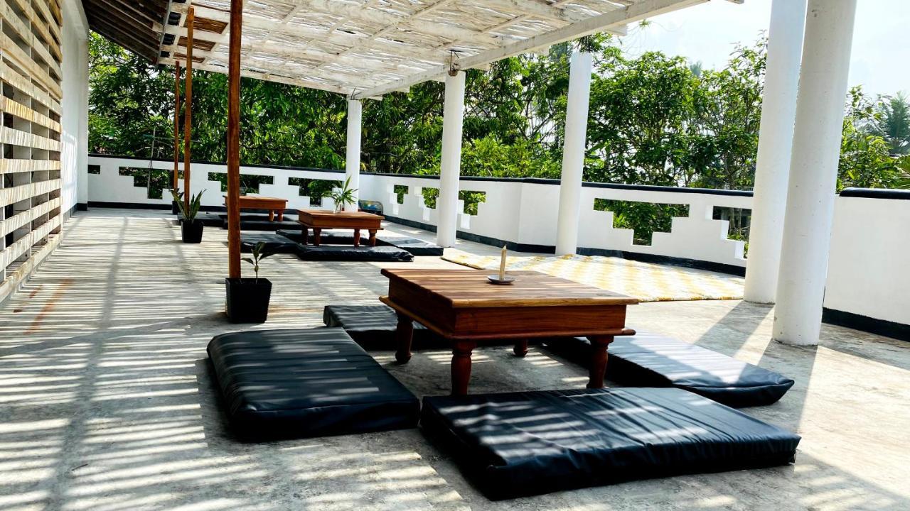 Madiha Surf House Lanka Hotel Matara Exterior foto
