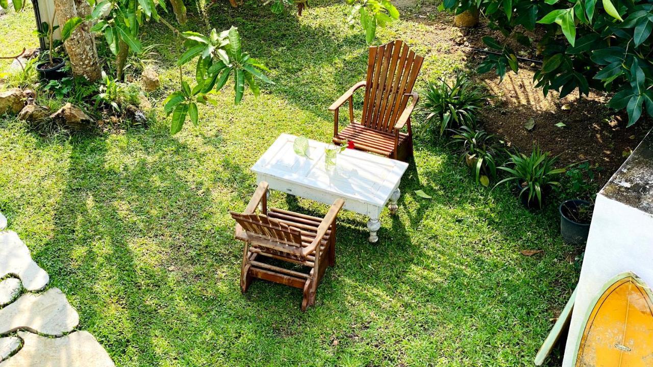 Madiha Surf House Lanka Hotel Matara Exterior foto